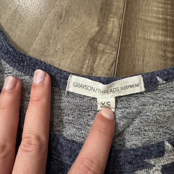Greyson/Threads Sleepwear Size XS - Picture 2 of 3